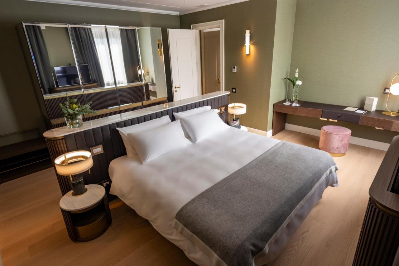 Suite Terrace Jacuzzi,985720747:JPEG